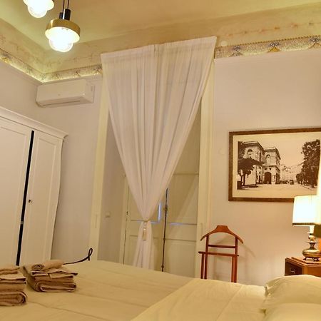 Ripa Garden Room And Suite Salerno Exterior photo